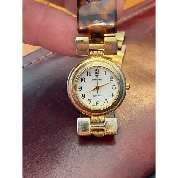 Women's 25mm Gold Tone Focus Watch with Tortoise Shell Look Accents - Picture 3 of 4